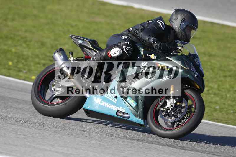 /02 28.-31.01.2025 Moto Center Thun Jerez/gruen-green/124